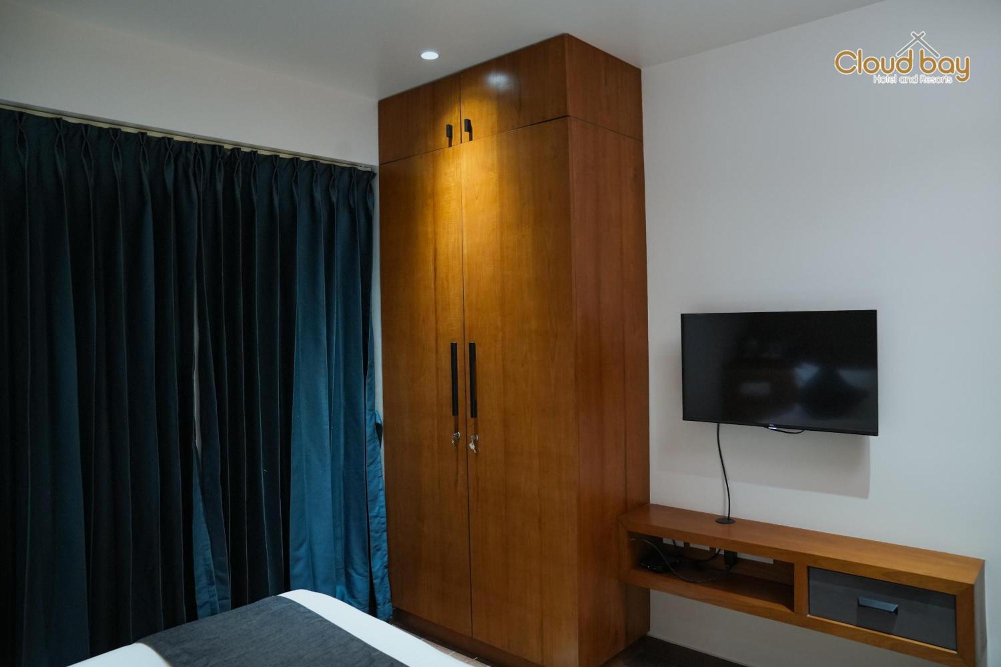 Hotel Cloud Bay Manjeri Экстерьер фото